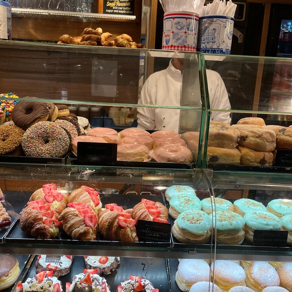 Amersterdam - Picture 4 of 10